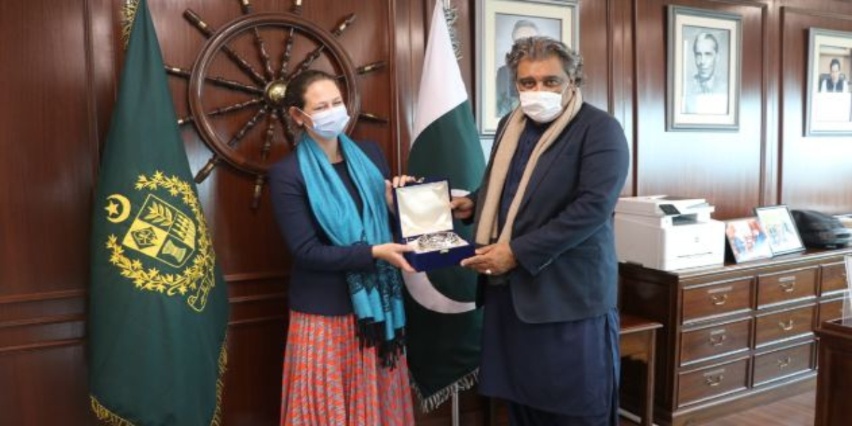 Denmark Pakistan strengthening ties