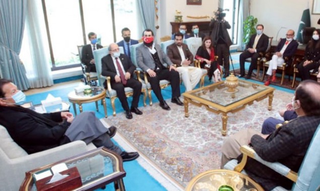 PM Imran Khan meets Ertugrul team in Islamabad