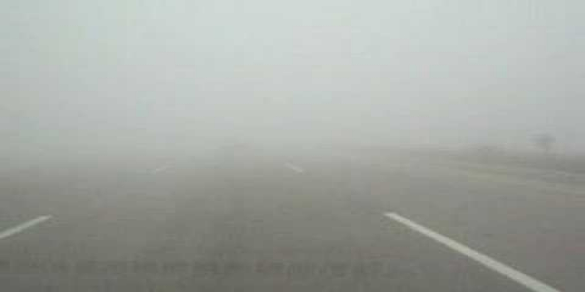 Fog disrupts railway traffic across country