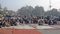 Allama Hassan Naqvi announces to end the protests in Karachi