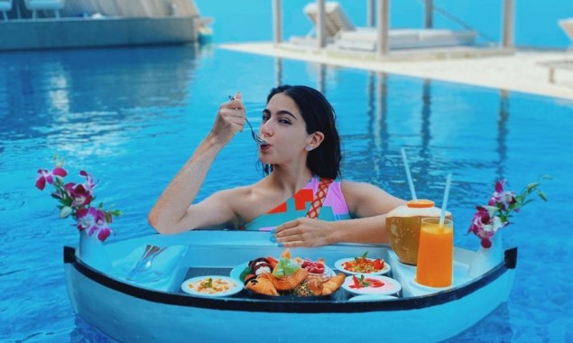 Sara Ali Khan’s Photos Or Her Poem, What Do You Like Most?