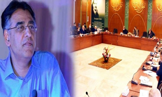 Asad Umar stresses over early completion of CPEC projects