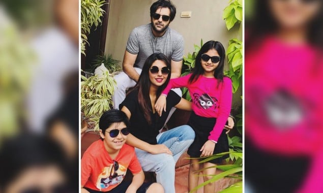 Beautiful family clicks of sunita marshal with her family