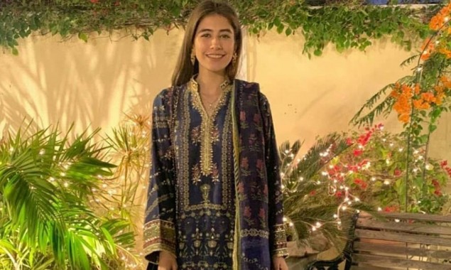 Beautiful clicks of syra yousuf from her friend’s wedding