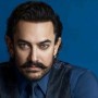 Has Aamir Khan completely stopped using his mobile phone?