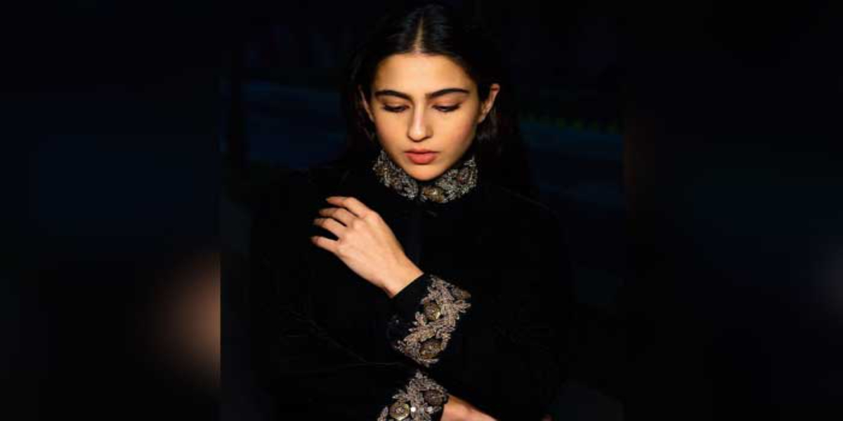 Sara Ali Khan all black