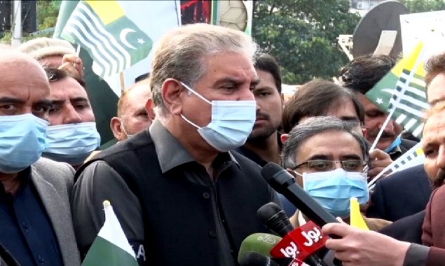 FM Qureshi leads Kashmir rally in Islamabad
