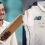 Quinton De Kock gifts autographed shirt to CEO PIA