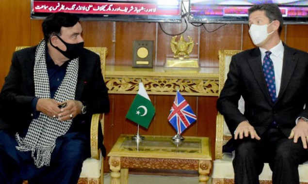 Sheikh Rashid holds trade talks with British High Commissioner