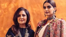 People Are Astonished To See Sonam Kapoor’s Mother-In-Law