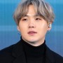 BTS: How Suga Deals With His International Fans?
