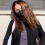Test your fandom and guess this celebrity in face mask
