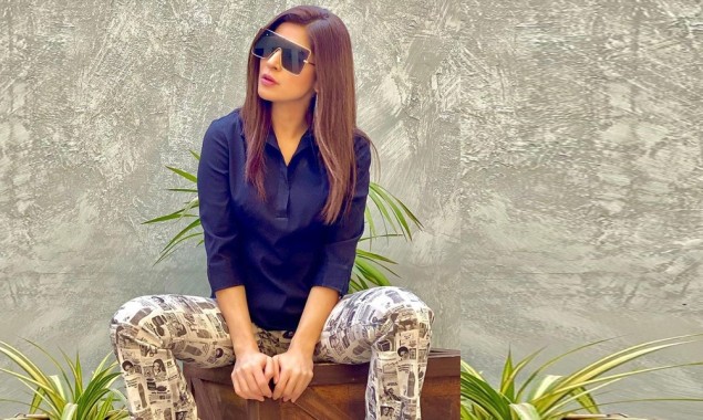 Ayesha Omar Looks Trendy In New Photos