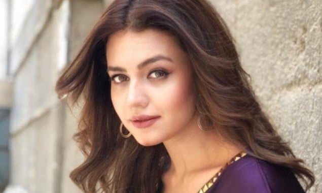 Social Media Should Be Completely Banned, Says Zara Noor Abbas