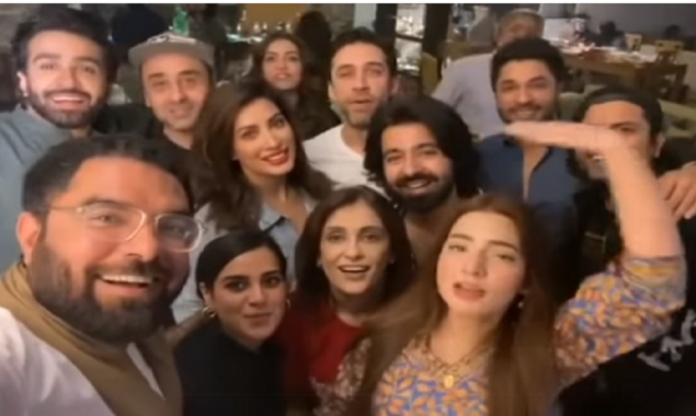 Dananeer recreates ‘Pawri’ video with Mehwish Hayat, Azfar Rehman & others