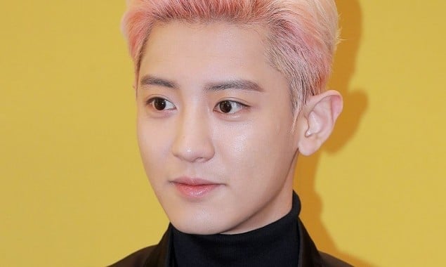 EXO member Chanyeol surprises EXO-L with a sweet letter