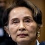 Aung San Suu Kyi accused of taking $600,000 and gold