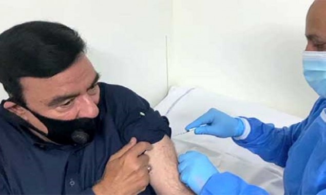 Sheikh Rasheed receives first coronavirus vaccine jab
