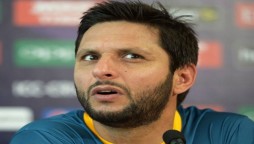 Shahid Afridi Shows Desire To Complete PSL 6 With Local, Young Players