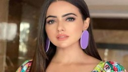 Sana Khan showbiz