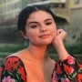 Selena Gomez talks about the dangerous effects of social media 