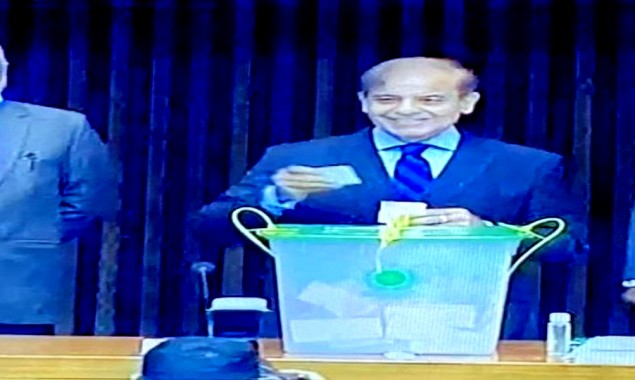 Opposition Leader Shahbaz Sharif casts his vote in Senate Elections