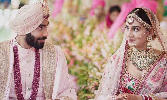 Indian Cricketer Jasprit Bumrah Ties Knot With Former Miss India
