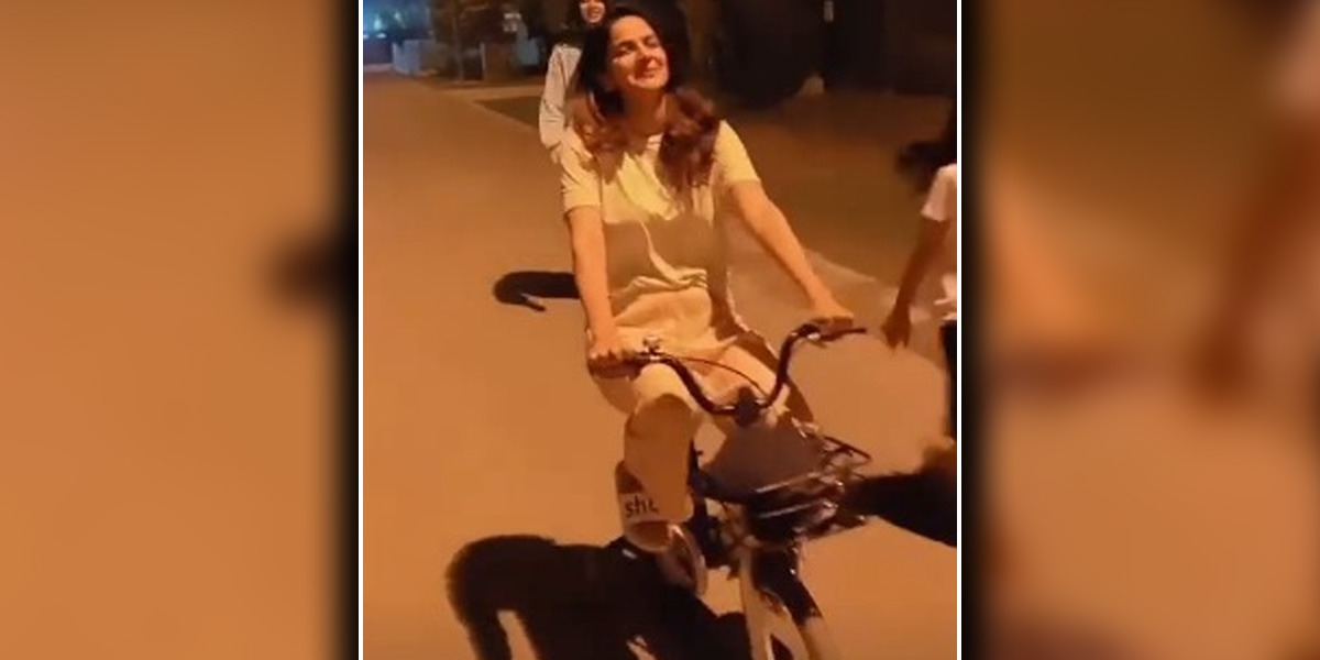 Saba Qamar video