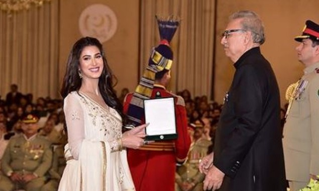 Mehwish Hayat Reminisces The Day She Was Honoured With Tamgha-e-Imtiaz