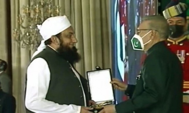 President Bestows Maulana Tariq Jamil With “Pride Of Performance” Award