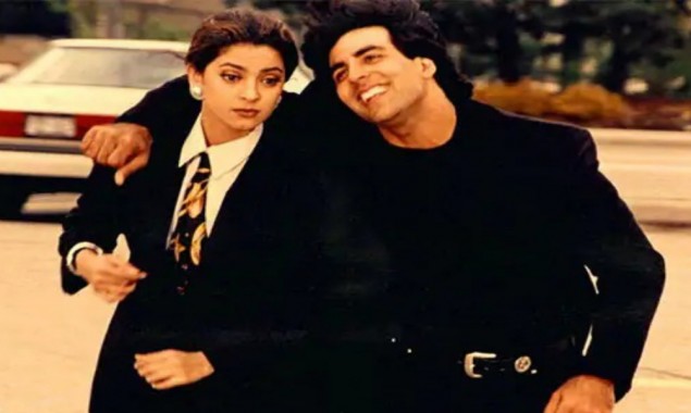 This Akshay Kumar & Juhi Chawla's 'Pawri' Video Brings 90s Nostalgia Back
