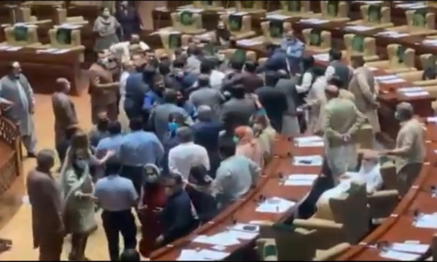 Senate Elections: PTI Lawmakers Beat Up Rebel Members In Sindh Assembly