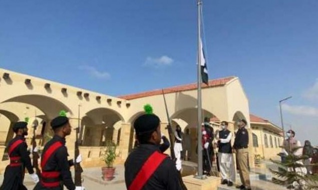 Pakistan Army, Deputy Commissioner Hold Flag Hoisting Ceremony In Gawader