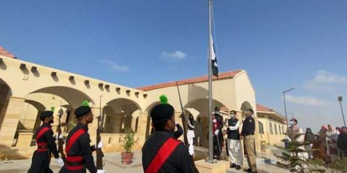 Pakistan Army, Deputy Commissioner Hold Flag Hoisting Ceremony In Gawader