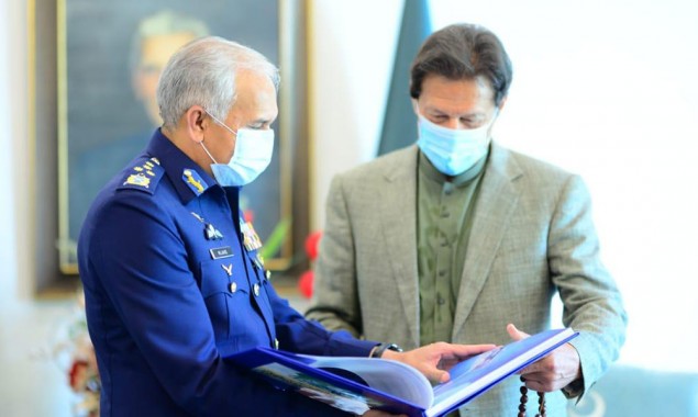 PM Imran Commends Services Of Air Chief During His Illustrious Career