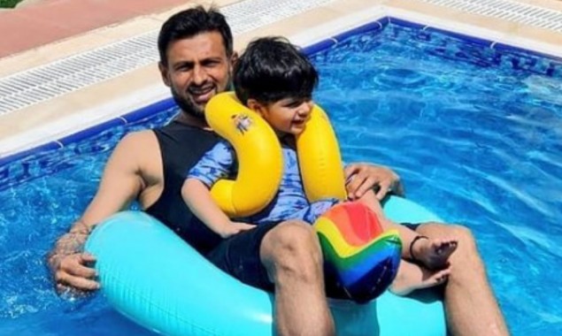 Shoaib Malik Enjoys Sunny Afternoon With Son Izhaan