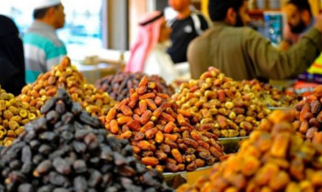 Saudi Arabia Presents 100 Tons Of Dates To Pakistan As A Gift
