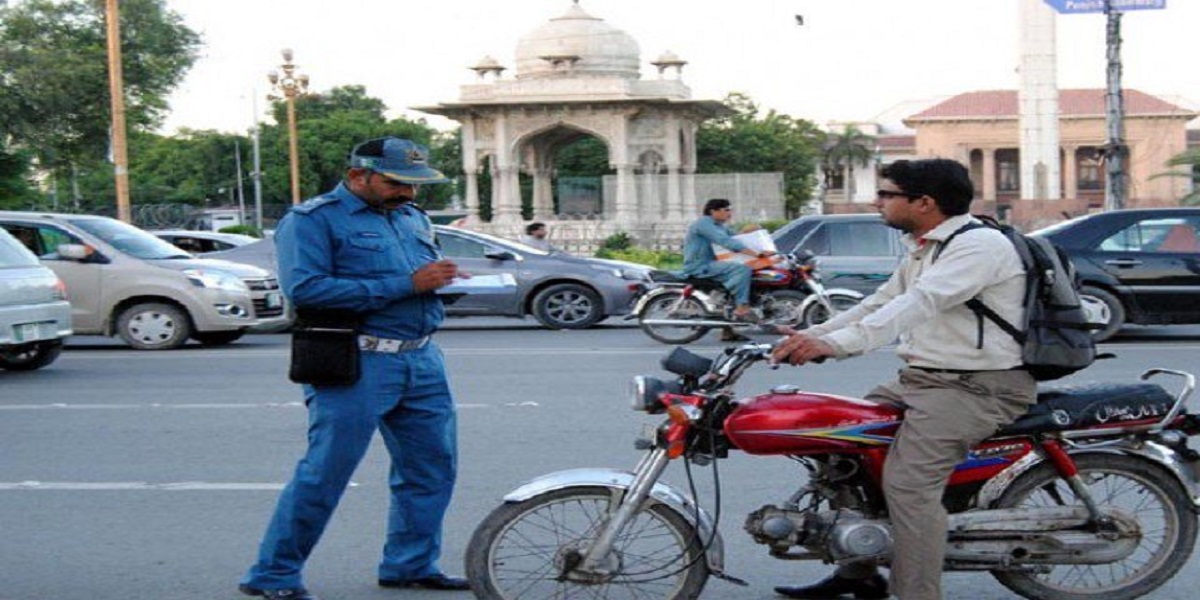 Lahore traffic police challan SOPs