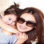 Pictures of model Alyzeh Gabol with her daughter go viral