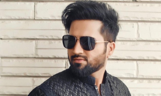 Singer Falak Shabir says, “Exams For 2021 Will Surely Be Cancelled”