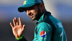 Star Cricketer Shoaib Malik shares his workout routine with fans