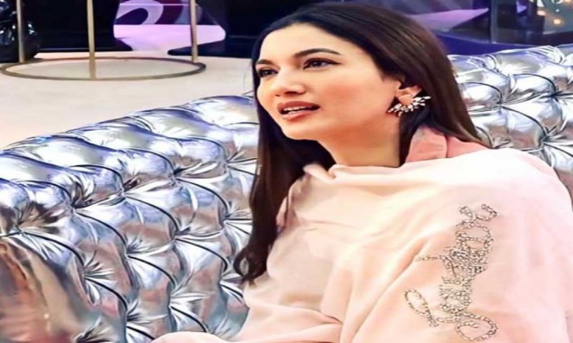Gauahar Khan Glammed up in Ramadan in her Blue chanderi kurta set