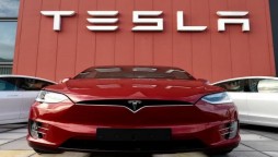 Tesla shares rise on record electric car sales in first quarter of 2021