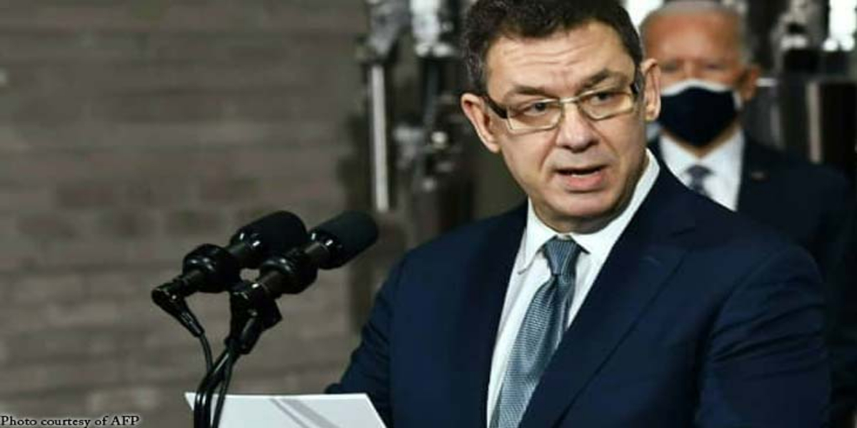 "vaccine to become easier to ship and store", says Pfizer CEO