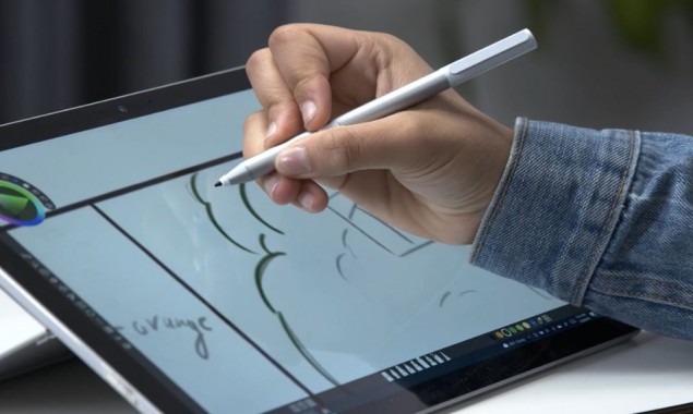 Microsoft Classroom Pen 2 is an Affordable surface pen for students