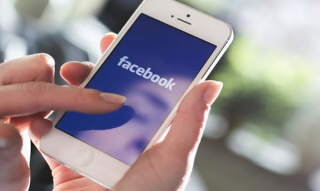 Facebook can ask users regarding "negative experiences" within the News Feed