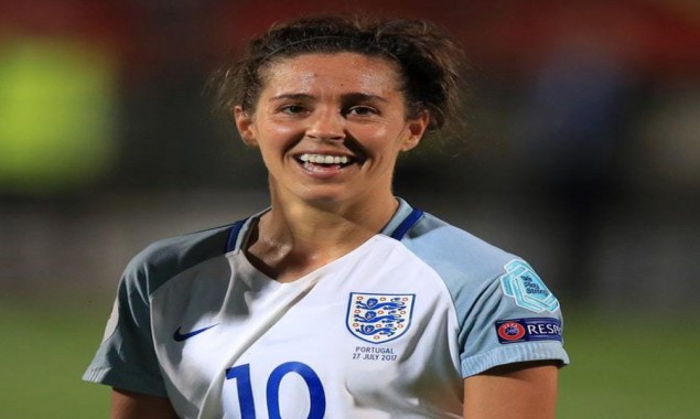 Fara Williams has announced she will retire at the end of the season