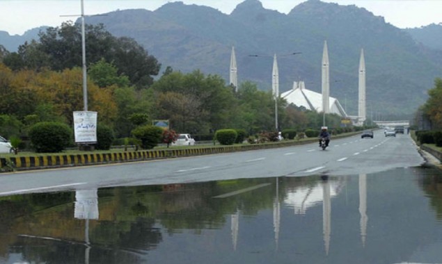 Rain turns Islamabad weather pleasant