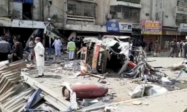 Karachi: Explosion in a shop near Mosamyat kills 3