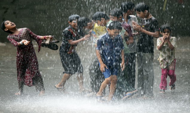 Beware! Pakistan To Receive Spell Of Heavy Rains